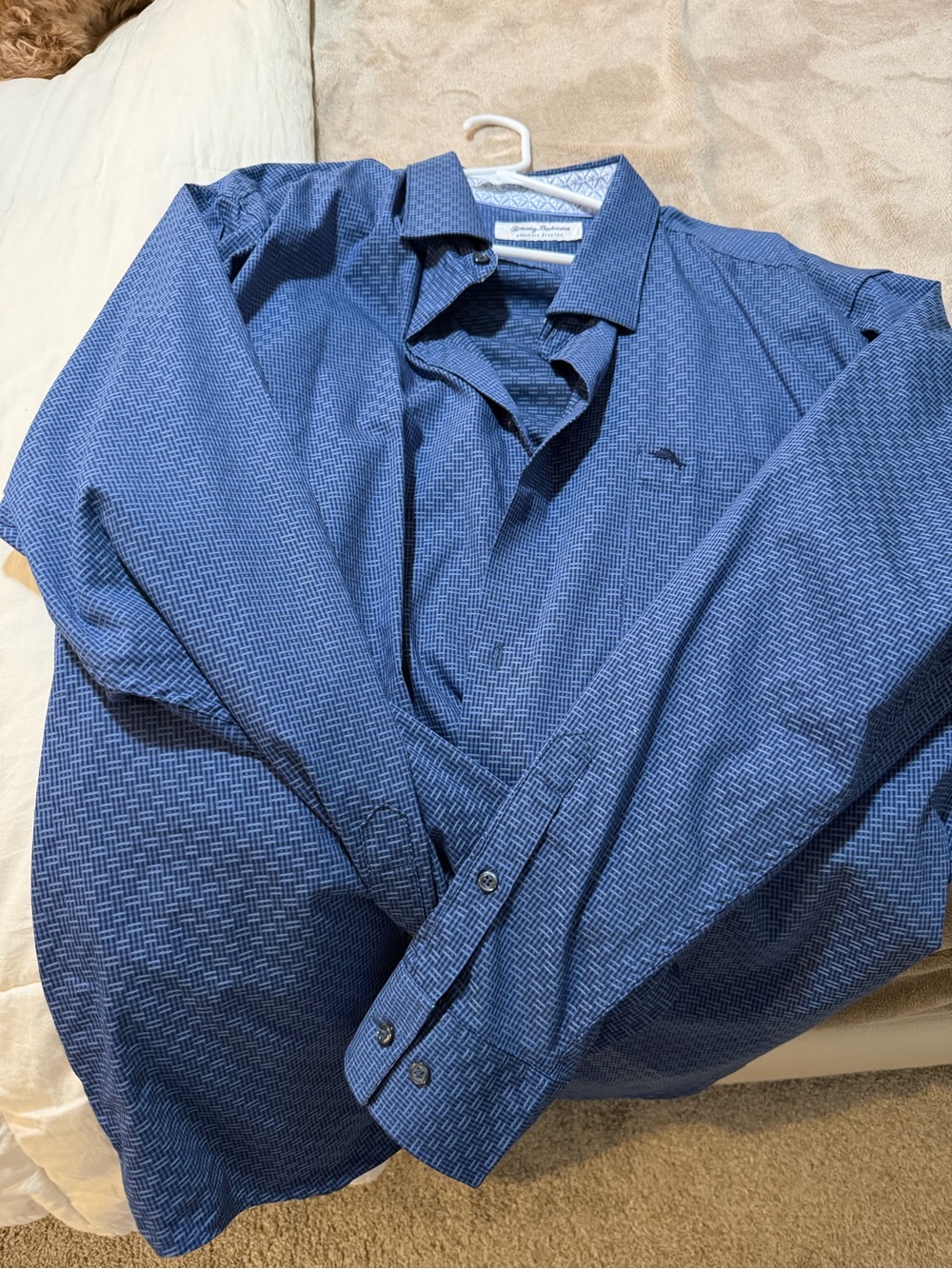 Tommy Bahama Men's Blue Patterned Shirt